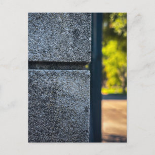 Texturierte graue Steinmauer Nahaufnahme Postkarte