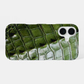 Texturiertes grünes Krokodilleder iPhone 16 Hülle (Rückseite (Horizontal))