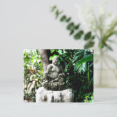 Thai Laughing Buddha in Garden Postkarte (Stehend Vorderseite)