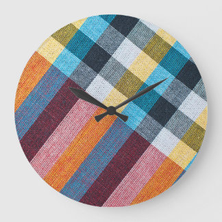 Thai Loincloth: Closeup Fabric Texture. Große Wanduhr