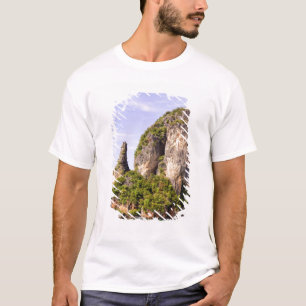 Thailand, Andaman-Meer. Ao Phang Nga-Inseln in T-Shirt