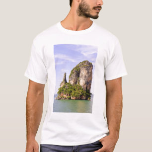 Thailand, Andaman-Meer. Ao Phang Nga-Inseln in T-Shirt