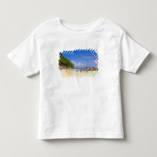 Thailand, Andaman-Meer. Passagiere an Land bei Kleinkind T-shirt