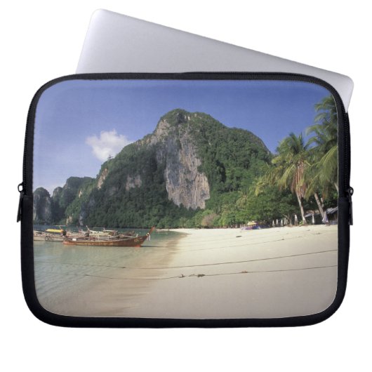 Thailand, Andaman Sea, Ko Phi Phi Island, Strand Laptopschutzhülle (Vorderseite)