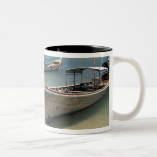 Thailand, Andaman Sea, Ko Phi Phi Island, Zweifarbige Tasse