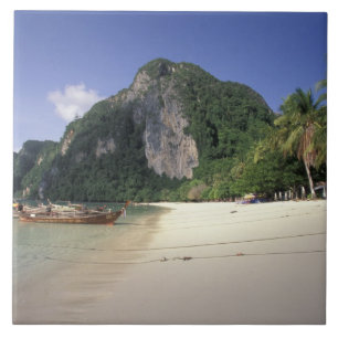Thailand, Andamanensee, Ko Phi Phi Insel, Strand Fliese