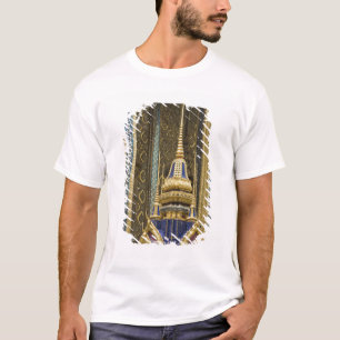 Thailand, Bangkok. Details von aufwendig verzierte T-Shirt