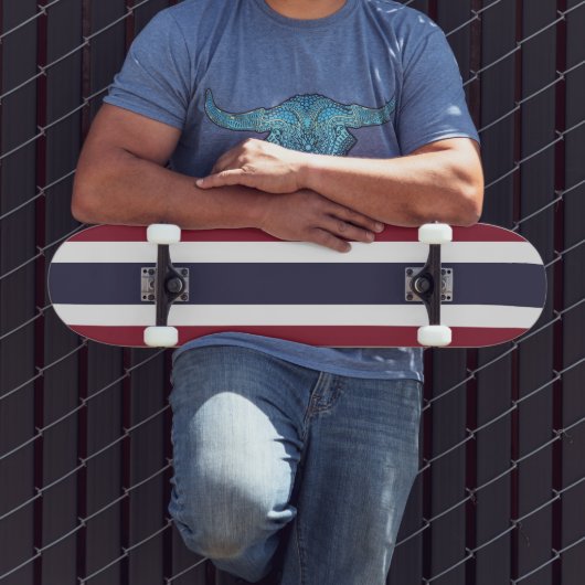 Thailändische Flagge Skateboard (Außenbereich 3)