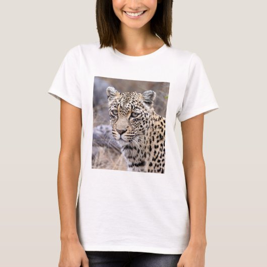 Thandi - weibliche Leopardin T-Shirt (Vorderseite)