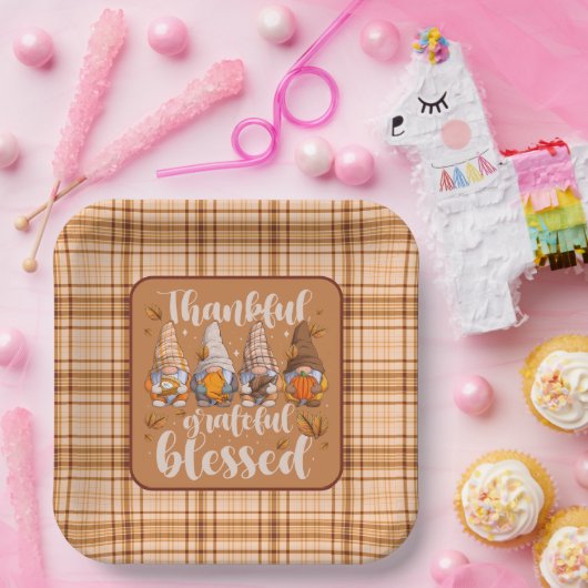 Thankful Gnomes – Autumn Blessings Pappteller (Party)