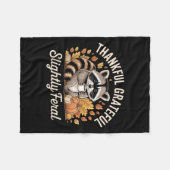 Thankful Grateful Slightly Feral Raccoon Cozy Autu Fleecedecke (Vorderseite (Horizontal))