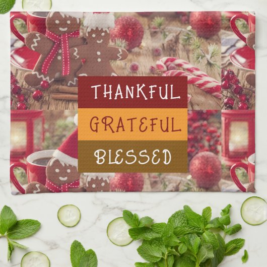 "Thankful & Twinkling: Personalized Holiday Cheer Geschirrtuch (Gefaltet)