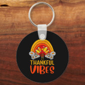 Thankful Vibes Turkey Retro Groovy Thanksgiving Ra Schlüsselanhänger (Vorderseite)