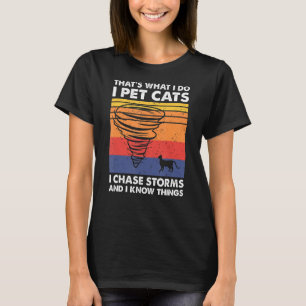 Thatu2019s Was ich tue ich füttere Katzen ich Chas T-Shirt
