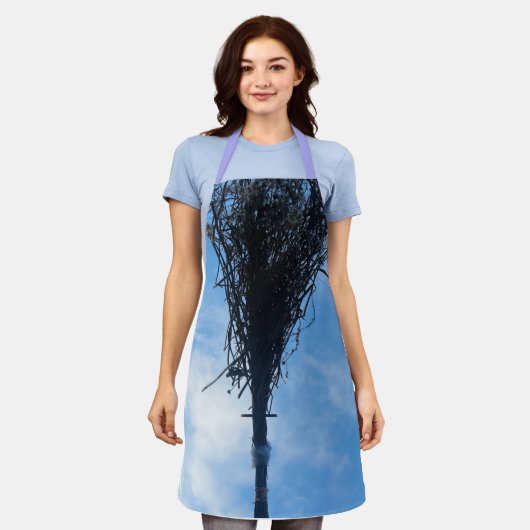 The 13th Skult. Schürze (Getragen)