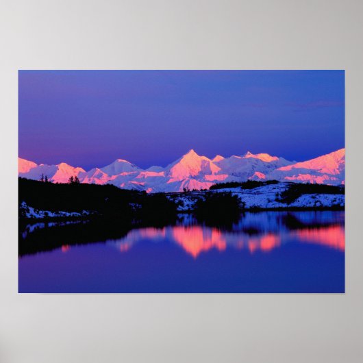 The Alaskan Range is adjacent to Mt. Denali, Poster (Vorne)