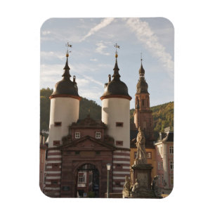 The Alte Brucke in Old Town, Heidelberg, Deutschla Magnet