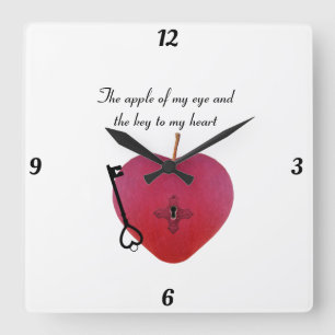 The apple of my eye and the key to my heart quadratische wanduhr