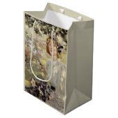 The Apple Tree (von Bessie MacNicol) Mittlere Geschenktüte (Vorderseite Schrägansicht)