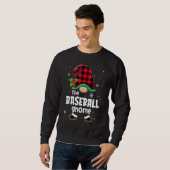 The Baseball Gnome Buffalo Plaid Christmas Matchin Sweatshirt (Vorne ganz)