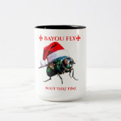 The Bayou Fly says Happy Holidays  Zweifarbige Tasse (Mittel)