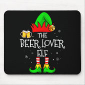 The Beer Lover Elf Matching Family Christmas Drink Mousepad (Vorne)