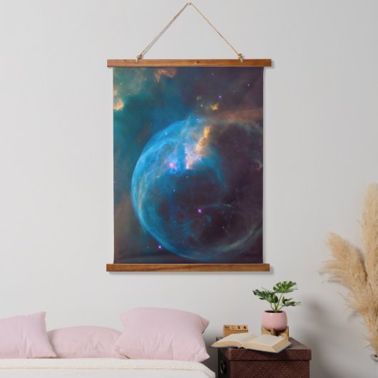 The Bubble Nebula, Ngc 7635. Wandteppich Mit Holzrahmen (Schlafzimmer)