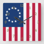 The Circle of Stars, American Flag by Betsy Ross Quadratische Wanduhr (Vorderseite)