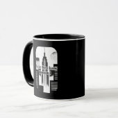 The City Never Sleeps Hustle Skyline Design Tasse (Vorderseite Links)