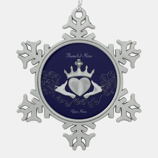 The Claddagh (Silver) Schneeflocken Zinn-Ornament (Vorderseite)