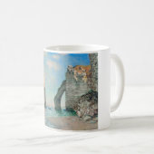 The Cliffs at Etretat 1885 von Claude Monet Kaffeetasse (VorderseiteRechts)