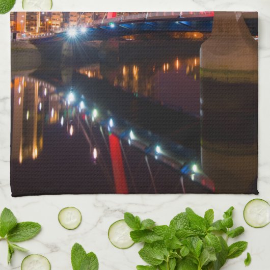 The Clyde Arc, Glasgow Kitchen Teetuch Geschirrtuch (Gefaltet)