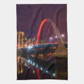 The Clyde Arc, Glasgow Kitchen Teetuch Geschirrtuch (Vertikal)