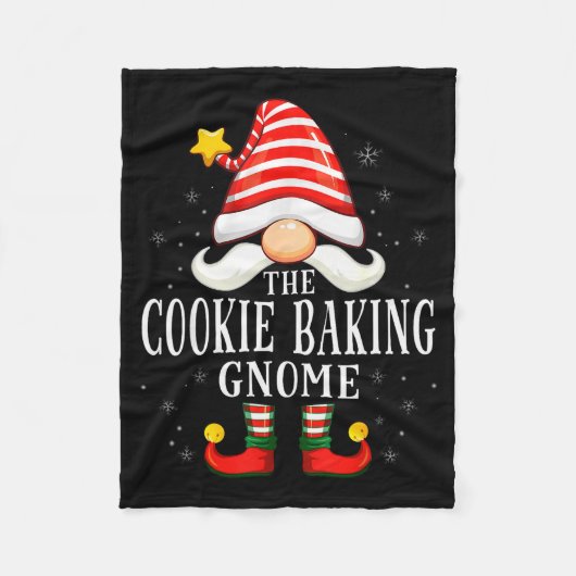 The Cookie Baking Gnome Christmas Group Family Paj Fleecedecke (Vorderseite)