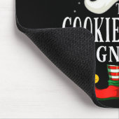 The Cookie Baking Gnome Christmas Group Family Paj Mousepad (Ecke)