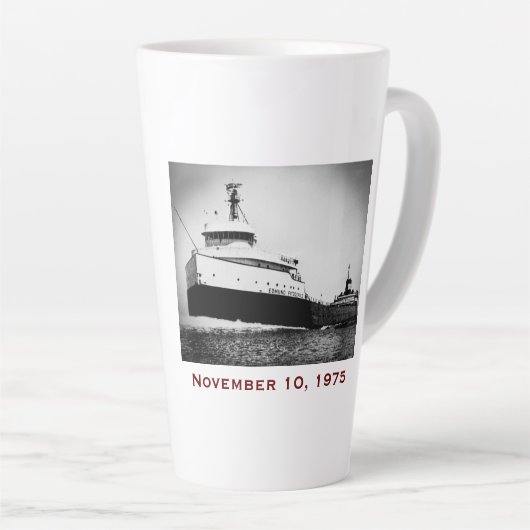 The Edmund Fitzgerald with Crew Names Milchtasse (Rechte Ecke)