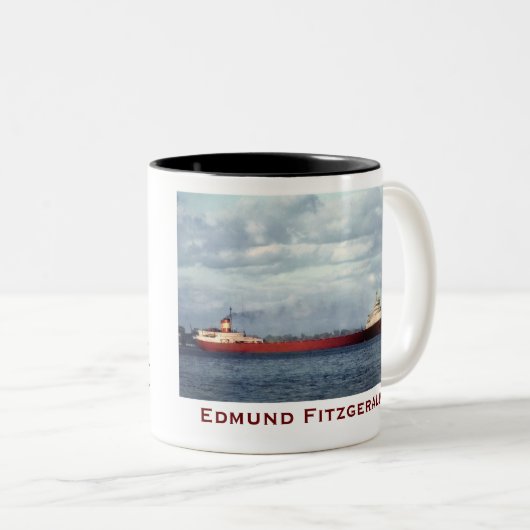 The Edmund Fitzgerald with Crew Names Zweifarbige Tasse (VorderseiteRechts)