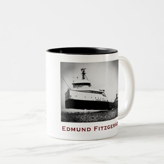 The Edmund Fitzgerald with Crew Names Zweifarbige Tasse (VorderseiteRechts)