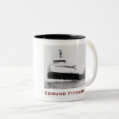 The Edmund Fitzgerald with Crew Names Zweifarbige Tasse (VorderseiteRechts)