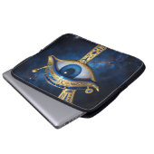 The Egyptian Eye´7 Laptopschutzhülle (Vorne Knopf)