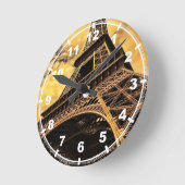 The Eiffel tower in Paris France Runde Wanduhr (Winkel)