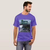The famous swerving car meme friends family T-Shirt (Vorne ganz)