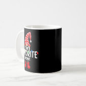 The Favorite Gnome Christmas Matching Pajama Kaffeetasse (Vorderseite Links)