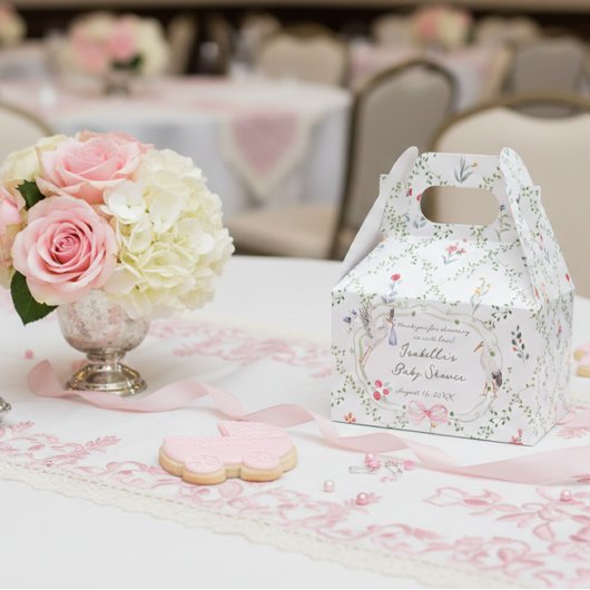 The Heirloom Rose & Ribbon Signature Stork Geschenkschachtel