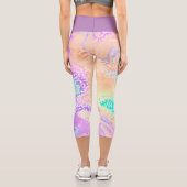 The Iridescent Leopard Series Design 3 Capri Leggings (Rückseite)