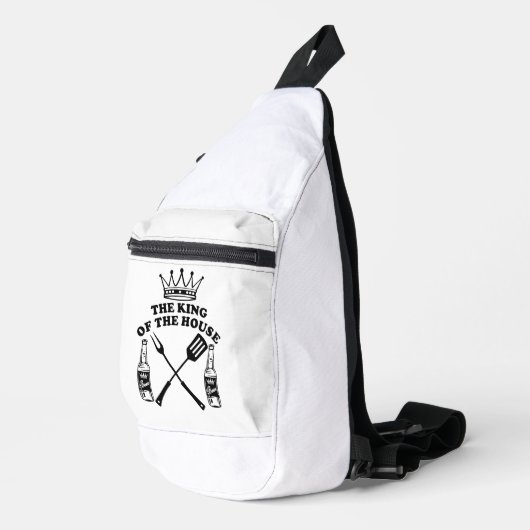 The King of the House Beer Crossbody Bag (Rechte Ecke)
