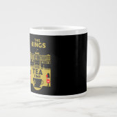 The Kings Tea Royal Coronation Jumbo-Tasse (Vorderseite Rechts)