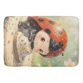The Ladybug and the Hidden Nectar Kingdom Badematte (Vorderseite)