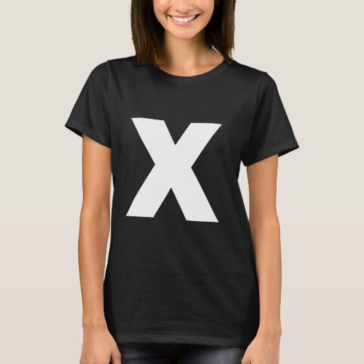 The Letter X Capital Plain White Bold Text T-Shirt (Vorderseite)