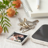 The Newlyweds Custom Schlüsselanhänger (Seite)